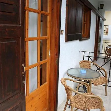 Olympion Apartment *